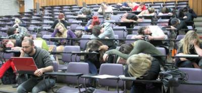 Как не заснуть на лекции?